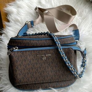 New Michael Kors Slater medium sling pack